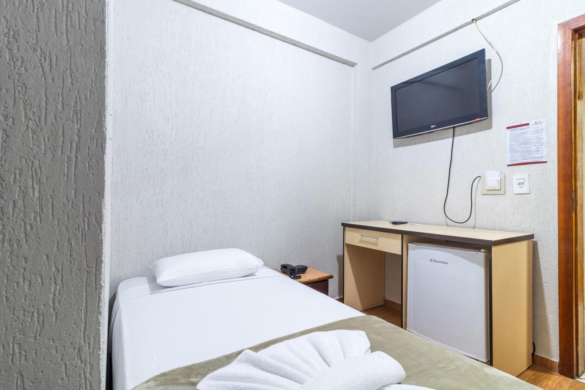Foz Budget Hotel 포스두이구아수 외부 사진